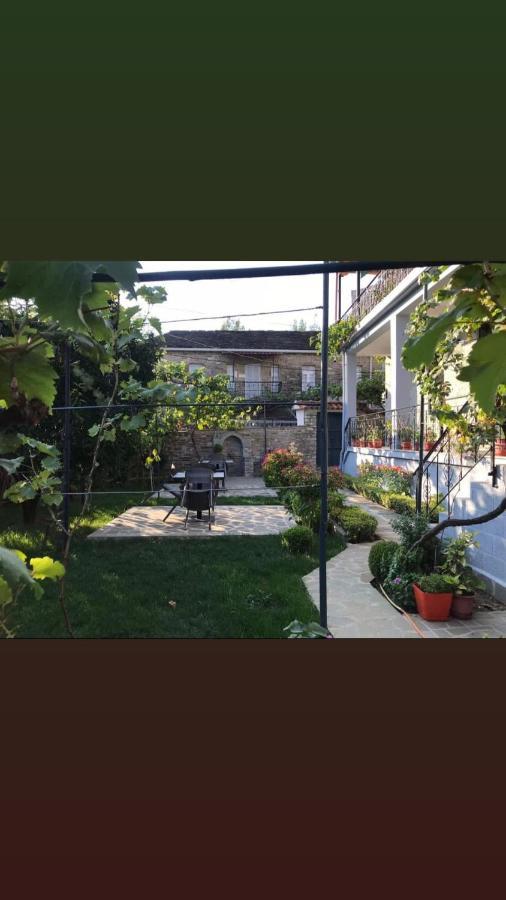 Garden Guest House Përmet Esterno foto